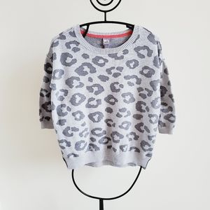 JCP * Leopard print crew neck sweater